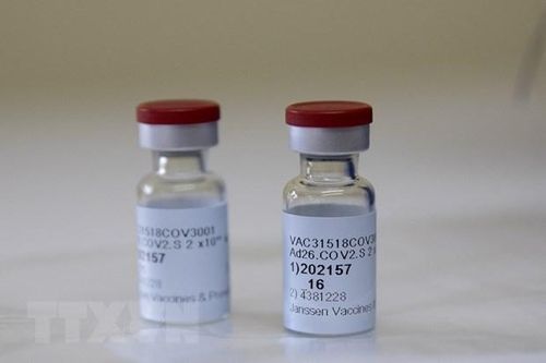 Mỹ sẽ tái khởi động công tác tiêm chủng vaccine của J&J
