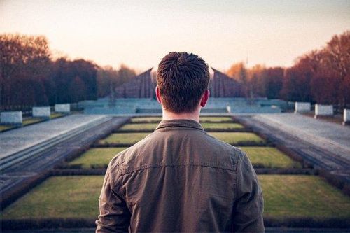 Quan hệ đồng tính, chàng trai mắc bệnh hiếm, thế giới mới ghi nhận 13 ca