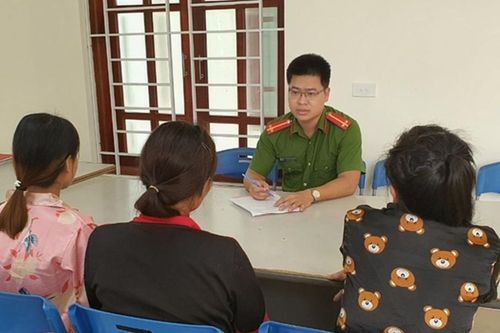 Cuộc sống khó khăn, 3 người phụ nữ sang Trung Quốc bán con