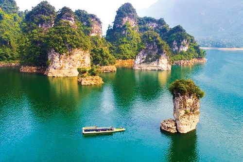 Không thể tùy tiện