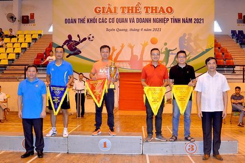 Giải thể thao đoàn thể Khối các cơ quan và doanh nghiệp tỉnh năm 2021