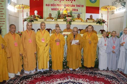 Bến Tre: Thượng tọa Thích Minh Phong tiếp tục làm Trưởng ban Trị sự huyện Mõ Cày Bắc