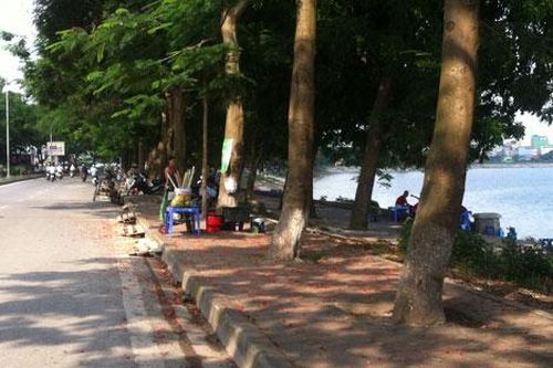 Cần chấm dứt việc chiếm dụng không gian công cộng làm việc riêng