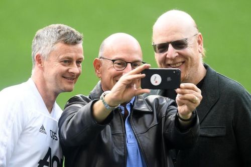 Solskjaer ủng hộ ông chủ Mỹ sau khi MU rời Super League