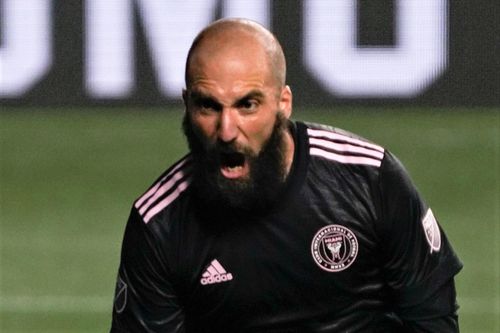 Higuain giúp Inter Miami thắng trận đầu