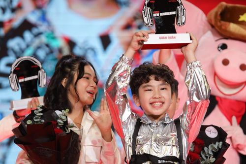 Cậu bé 10 tuổi biết sáng tác thắng Giọng hát Việt nhí 2021
