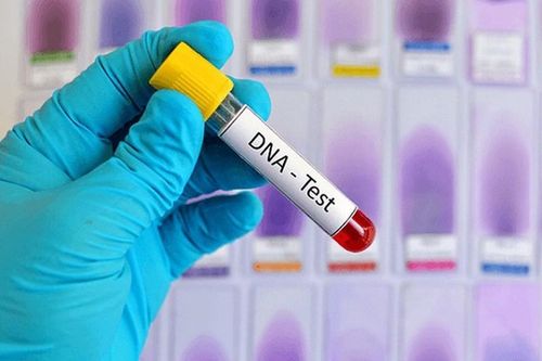 Giấu vợ xét nghiệm ADN với 3 con, người đàn ông 'ngã quỵ' trước kết quả