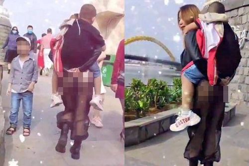 Diện quần xuyên thấu lộ vòng 3 phản cảm, chị em bị 'ném đá' tả tơi