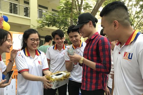Sôi nổi Ngày hội trải nghiệm VKU 2021