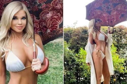 Cựu mẫu Playboy U60 sở hữu ngoại hình như 'búp bê sống'