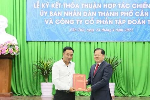 Bầu Hiển 'lấn sân' sang bóng rổ và bóng chuyền