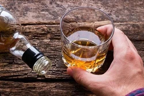 Top 5 thực phẩm nên ăn kèm khi uống rượu bia để giảm bớt tác hại