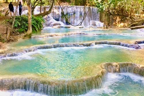 Chiêm ngưỡng vẻ đẹp hoàn mỹ của thác nước trăm tầng tại Lào