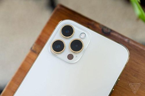 iPhone 14 sẽ được Apple trang bị camera 'khủng'