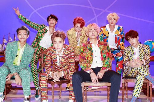 Không chịu thua BlackPink, BTS cũng 'lật đật' rinh thành tích Youtube khủng với 'IDOL'