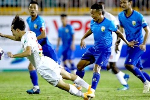 'Lật đổ' ở Cúp QG
