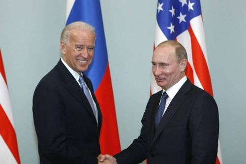 Tổng thống Putin và ông Biden có thể gặp nhau vào tháng 6