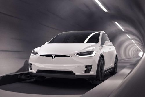 Đường hầm đầu tiên cho xe điện Tesla chuẩn bị khai trương