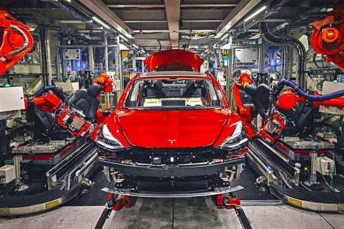 Cách Tesla sản xuất ôtô chỉ trong 48 giờ
