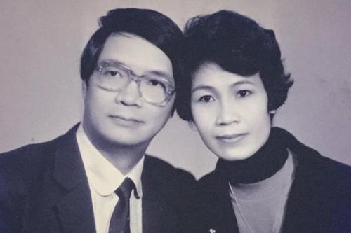 Hồng Ngát và những con sóng