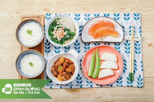 Hà Tĩnh: Đảm bảo dinh dưỡng cho mẹ và bé bằng Phần mềm