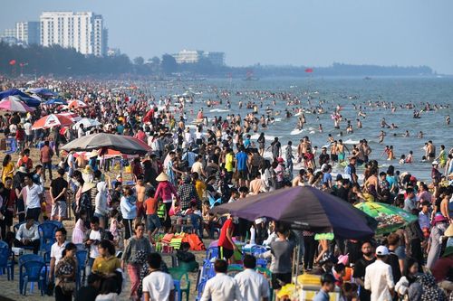 Du khách lưu trú tại Sầm Sơn phải khai báo y tế