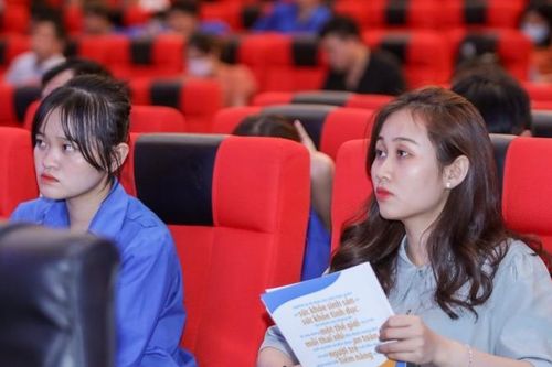 Gần một nửa phụ nữ trên thế giới không được quyền tự chủ thân thể của chính mình
