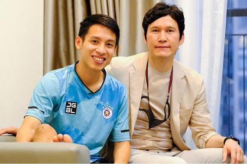 Hùng Dũng về Hà Nội sau đợt điều trị chấn thương kinh hoàng