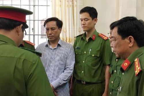Hoàn tất cáo trạng truy tố nguyên Chủ tịch UBND TP Trà Vinh và thuộc cấp