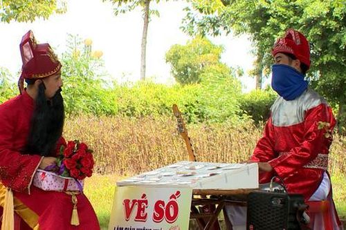 Chàng nhạc sĩ khuyết tật dùng giọng hát 'vàng' đổi lấy '3 điều ước' chữa bệnh cho vợ