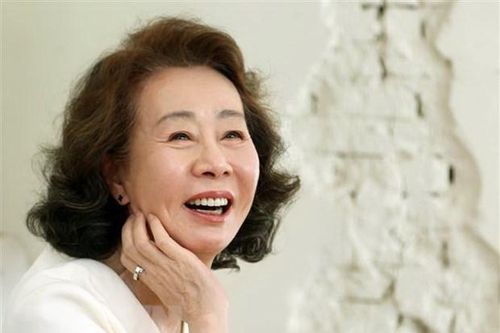 'Bà ngoại Hàn Quốc' mang về chiến thắng cho điện ảnh châu Á