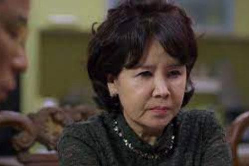 Bố mẹ chồng mời thông gia sang nhà dùng bữa nhưng dặn con dâu không cần vào bếp, nào ngờ thứ được bày trên mâm đã giáng 'đòn chí mạng' với gia đình tôi