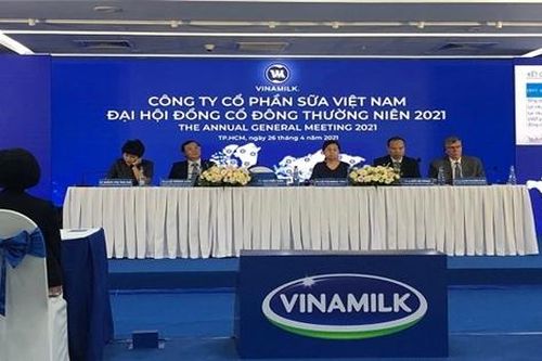 Dịch Covid-19 và nguyên liệu tăng ảnh hưởng lớn đến Vinamilk