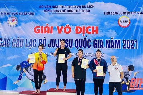 Thanh Trúc giành cú đúp huy chương cho Jujitsu Thanh Hóa