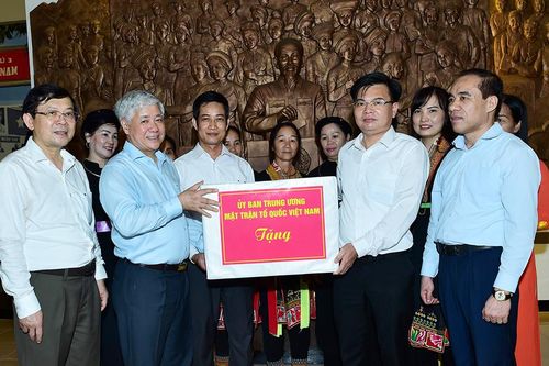 Đoàn công tác của Ủy ban Trung ương MTTQ Việt Nam thăm Tuyên Quang