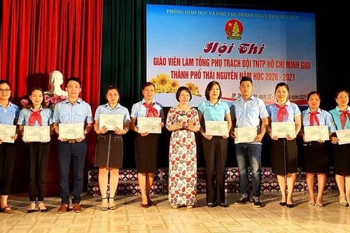 67 thí sinh tham gia Hội thi tổng phụ trách Đội giỏi