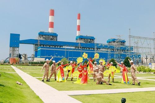 'Mưa' giải thưởng về Vĩnh Tân 4 tại Hội diễn văn nghệ Genco 3 năm 2021