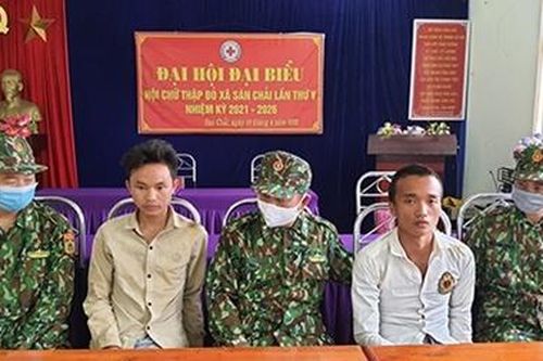 Nổ súng vây bắt đối tượng truy nã mang theo 6 bánh heroin