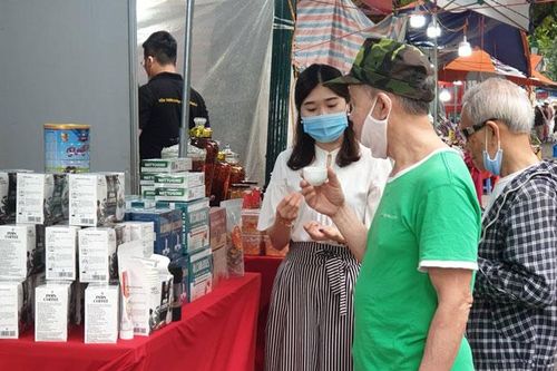 Hơn 100 gian hàng tham gia Tuần hàng Việt thành phố Hà Nội lần thứ hai