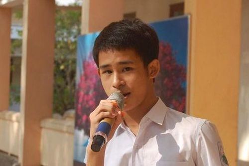 Đinh Viết Tường - Nam sinh 'không bình thường' nỗ lực trở thành một người bình thường