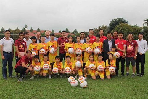 HAGL và Thanh Hóa rủ nhau làm từ thiện trước 'đại chiến'