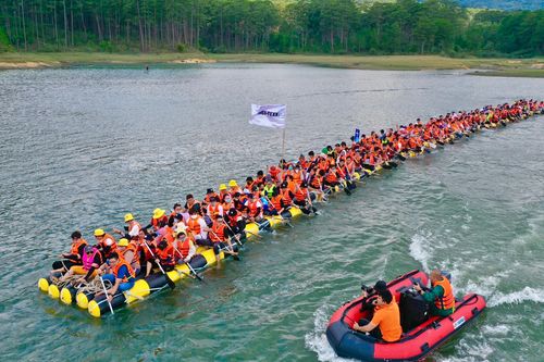 Tour du lịch kín chỗ dịp 30/4-1/5
