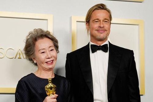 Cuộc đời sóng gió của diễn viên Hàn đầu tiên thắng giải Oscar