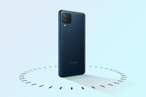 Điện thoại Samsung pin lớn, màn hình 90 Hz, giá 3,5 triệu đồng