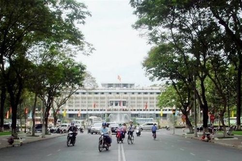 TP Hồ Chí Minh: Cấm xe một số tuyến đường trong sáng 30/4