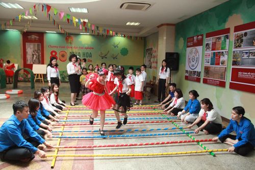 Sôi động chương trình giáo dục trải nghiệm tại Bảo tàng Hồ Chí Minh