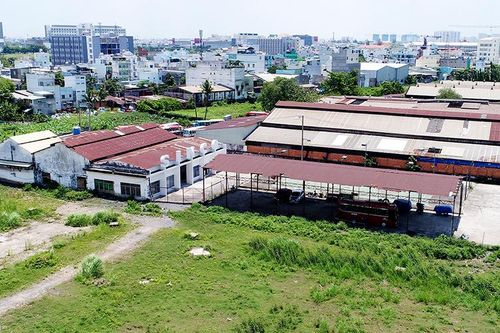 Lãng phí trong sử dụng đất công sản