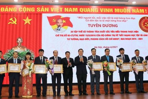 Học tập và làm theo Bác góp phần thực hiện tốt công tác xây dựng Đảng và lãnh đạo sản xuất kinh doanh
