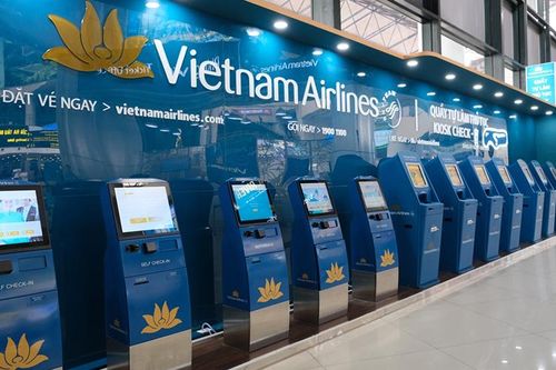 Các hình thức tự làm thủ tục bay nhanh chóng dịp cao điểm 30-4 và 1-5