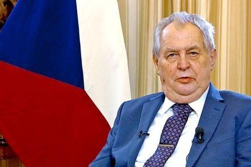 Nga-Czech: Tổng thống Czech nói nước đôi, chính phủ vội 'chỉnh lời', Nga dứt khoát khẳng định 'vô lý'